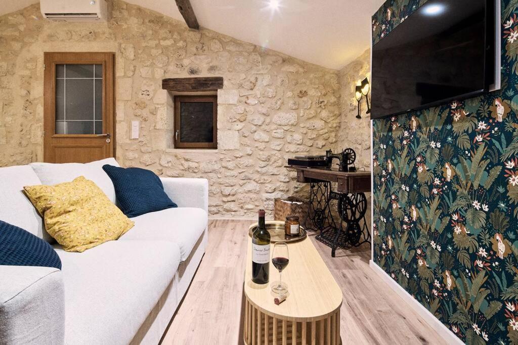 Gite Au Coeur Des Vignes Монтань Экстерьер фото
